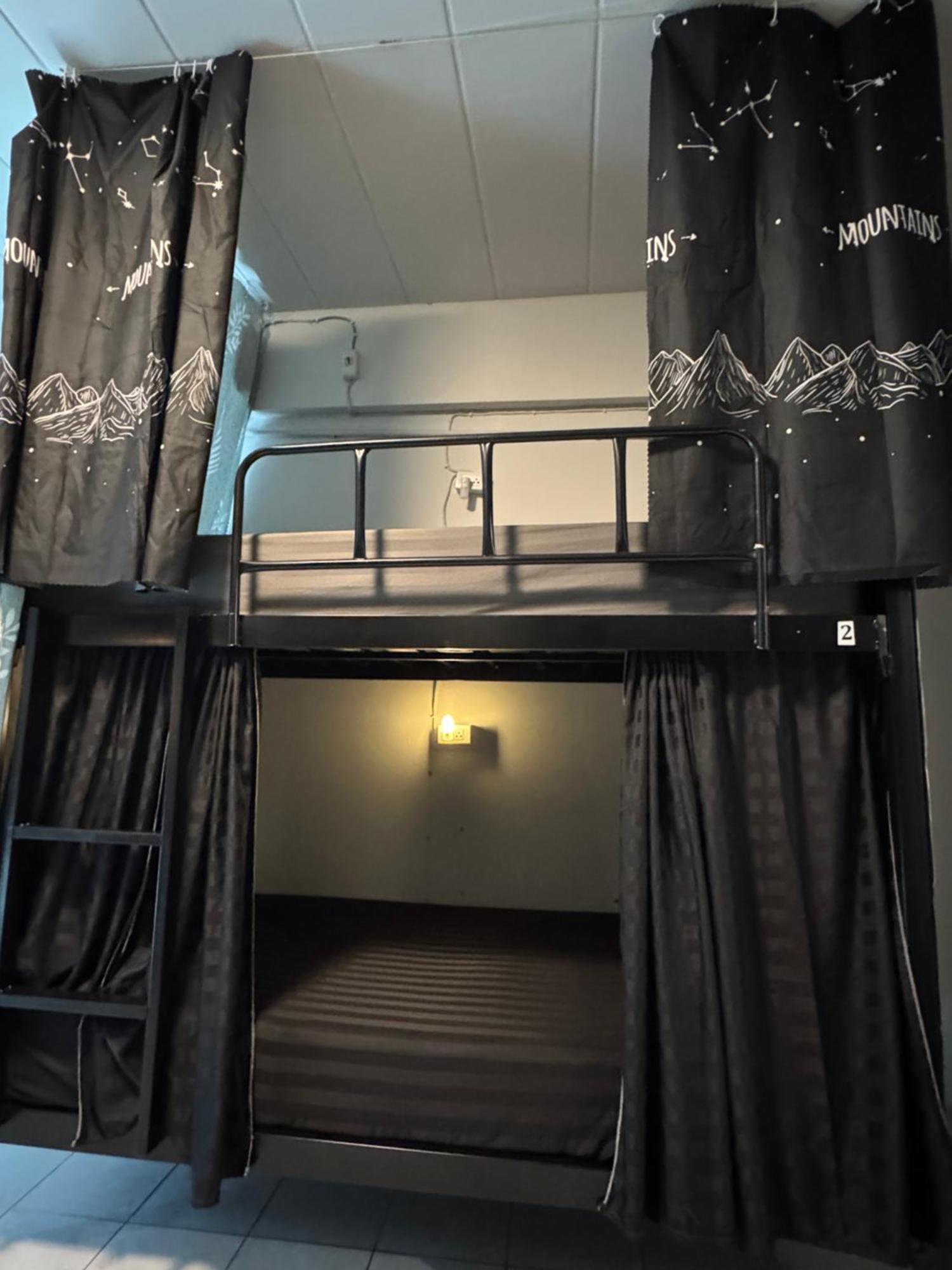 Mahar Hostel Chiangmai Csiangmaj Kültér fotó
